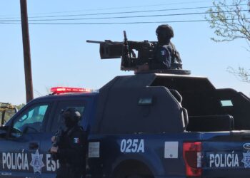 Mujer resulta herida de bala en enfrentamiento entre delincuentes y la Guardia Nacional