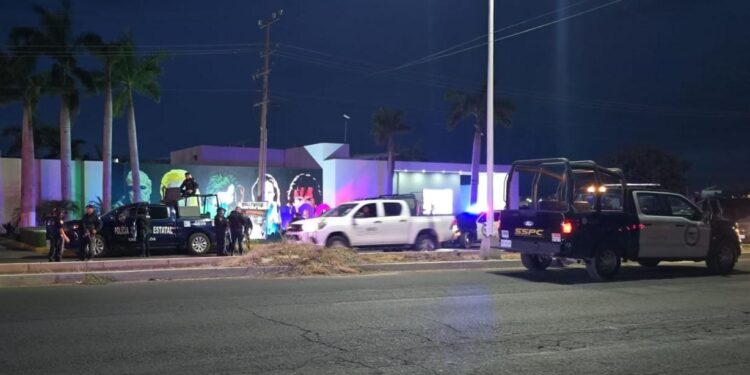 Detienen a dos jóvenes tras incendio provocado en motel de la salida norte de Culiacán