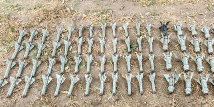 Grupo Interinstitucional destruye 99 artefactos explosivos en Escuinapa