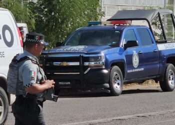 Hallan un cadáver envuelto en plásticos de color negro en El Quemadito