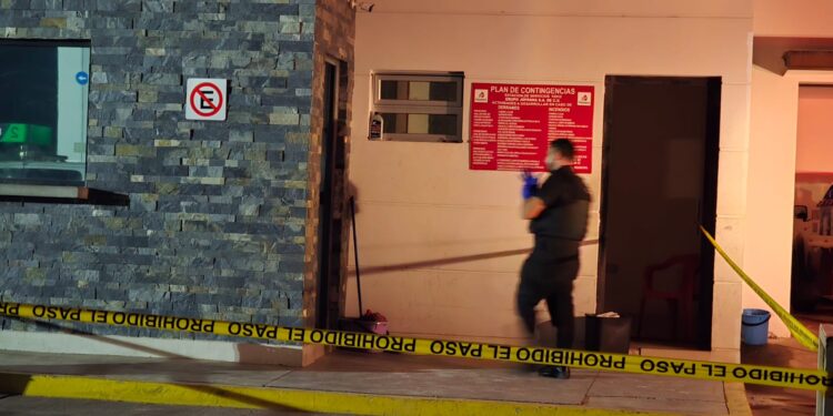 Asesinan a joven en una gasolinera en Mezquitita, Imala