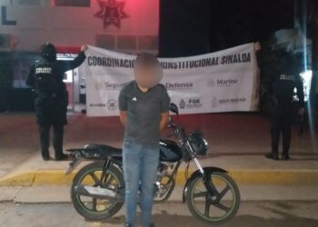 Durante recorridos, el Grupo Interinstitucional detuvo a un masculino que viajaba en una motocicleta robada