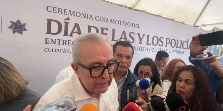 Rocha celebra aprobación del crédito por 2,200 mdp; anuncia mesas de trabajo para definir obras prioritarias desde enero