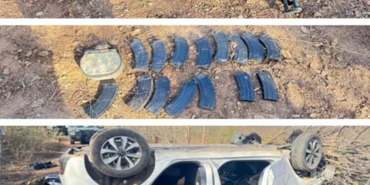 Tras una agresión en Tepuche, el Grupo Interinstitucional asegura un vehículo con reporte de robo, armas largas, cargadores, cartuchos y un dron