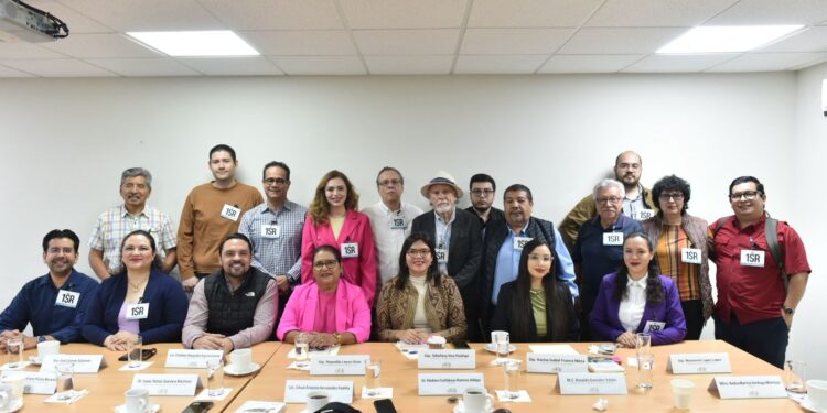 Comisión de Cultura y Artes recibe propuesta del Centro de Estudios de Política Cultural