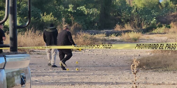Localizan a un hombre desconocido asesinado a balazos en Aguaruto
