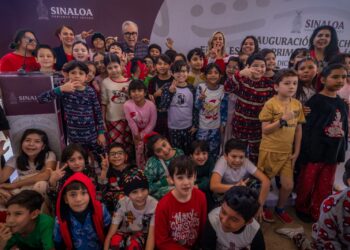 Los niños y las niñas de Sinaloa lo merecen todo, afirma Gobernador Rocha al inaugurar infraestructura en primaria de Culiacán