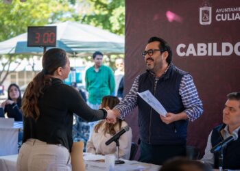 Juan de Dios Gámez encabeza la sexta Sesión de Cabildo Abierto