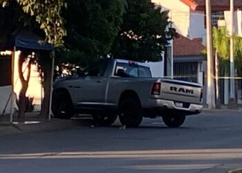 Matan a balazos a joven mujer en Villa Universidad