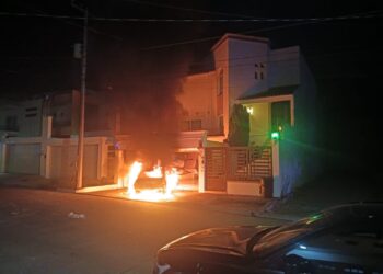 Atentados simultáneos sacuden el sector sur de Culiacán; queman residencia y balean a dos jóvenes