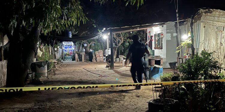 Ejecutan a hombre frente a su domicilio en Toboloto, Navolato