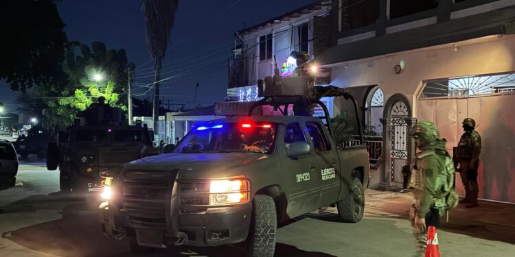 Joven es asesinado a balazos en un domicilio en la colonia Domingo Rubí, en Culiacán