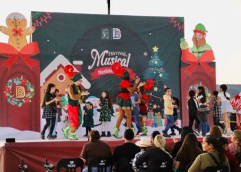 En Badiraguato se vive y se disfruta el ambiente navideño con el Festival Musical ‘Santa ha perdido sus calzoncillos’