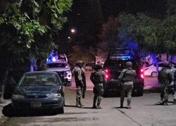 Grupo armado interrumpe festejos de la Batalla de San Pedro y deja un muerto y un herido grave