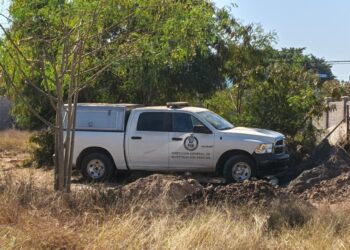 Localizan cuerpo en estado de descomposición al fondo de una noria en Navolato