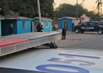 Joven es asesinado a balazos frente al panteón ABC en Villa Benito Juárez