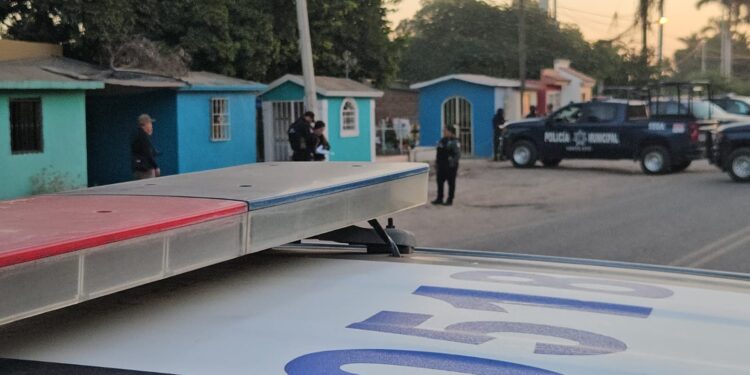 Joven es asesinado a balazos frente al panteón ABC en Villa Benito Juárez