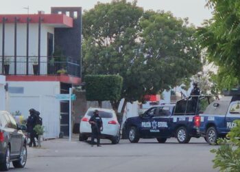 Fuerte operativo policiaco en el fraccionamiento Monterreal, al norte de Culiacán
