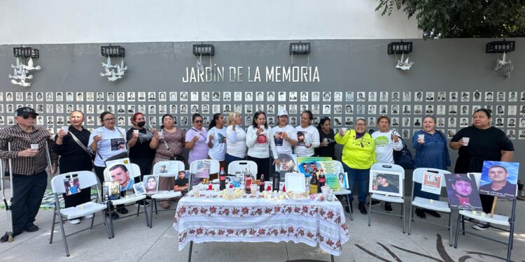 Un brindis sin celebración: madres buscadoras enfrentan el fin de año en Sinaloa