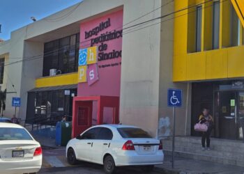 Niños de 2 a 4 años y adolescentes, los más vulnerables al dengue: Hospital Pediátrico de Sinaloa