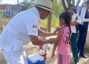 Sinaloa se posiciona entre los primeros tres estados con mayor cobertura de vacunación contra el sarampión