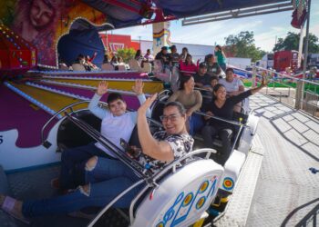 Familias disfrutan del Especial Horario Matutino por el Día de Reyes en la verbena Culiacán