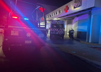 Atacan a balazos a un hombre en la colonia El Barrio