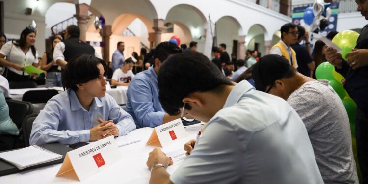 Gobierno de Sinaloa fortalece el desarrollo laboral y emprendedor de más de 12 mil jóvenes