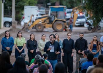 Juan de Dios Gámez inicia dos nuevas obras de pavimentación; “es un presidente municipal de hechos, no palabras”