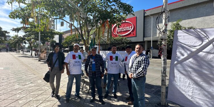 Agricultores toman vialidades y casetas en Sinaloa para exigir rescate al campo