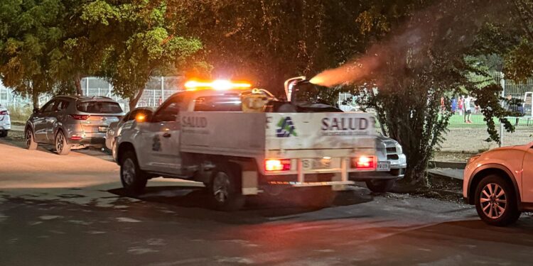 Secretaría de Salud refuerza acciones de fumigación en colonias de Culiacán