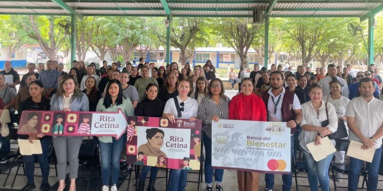 Se entregan 947 tarjetas Rita Cetina en Culiacán y Costa Rica