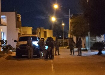 Joven es asesinado a balazos dentro de una residencia en fraccionamiento privado de Culiacán