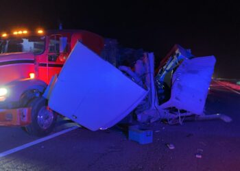 Muere conductor tras choque entre tráileres en la maxipista Culiacán–Mazatlán