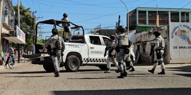 Lo balean en pleno centro de Culiacán y fallece en un hospital