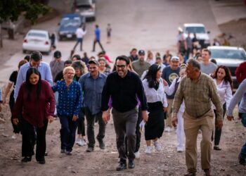 Juan de Dios Gámez impulsa la modernización de la colonia Buenos Aires con la pavimentación de cinco calles más