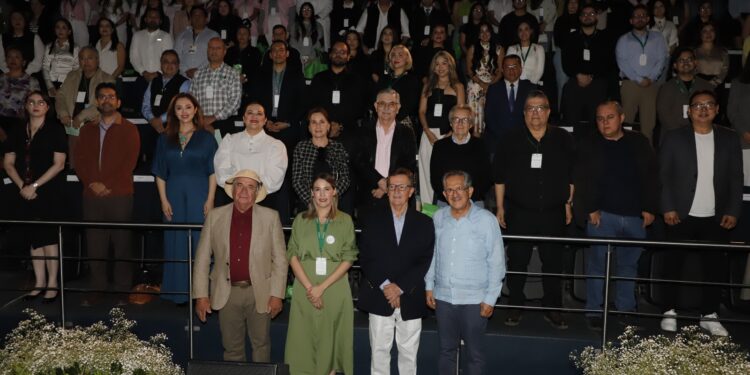 La actualización alimenta el conocimiento de los nutriólogos: Carlos Karam