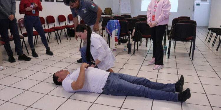 Personal médico de DIF Bienestar Culiacán se capacita en primeros auxilios
