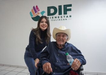 DIF Bienestar Culiacán entrega 14 sillas de ruedas a personas con discapacidad