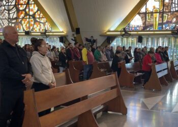 Elevan oraciones por Sergio Torres y Elizabeth Montoya tras atentado en Culiacán