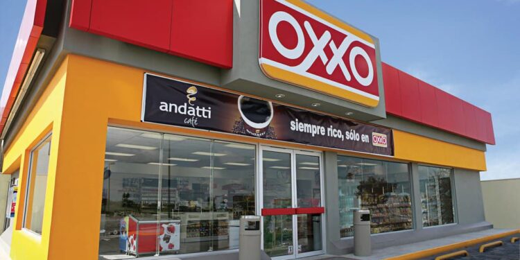 Gobierno de Sinaloa impulsa comercialización de productos locales en OXXO