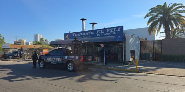 Asalto armado en taquería de Tres Ríos desata operativo; recuperan camioneta robada