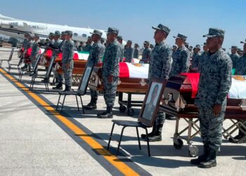 Emotiva despedida a los héroes caídos: La última honra a los soldados que dieron su vida por México