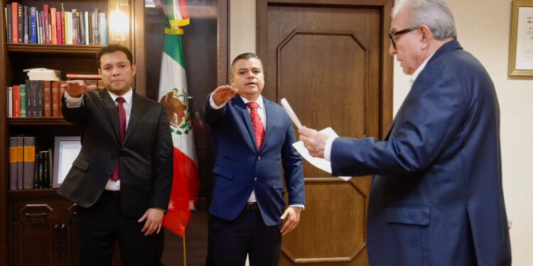 Nombra Gobernador Rocha Moya a dos nuevos subsecretarios de su gabinete