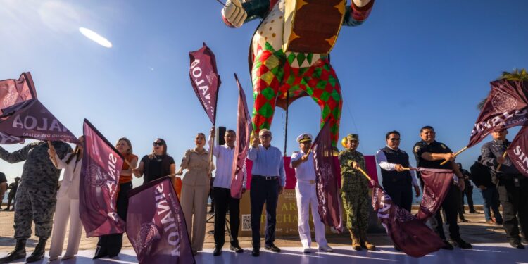 Gobernador Rocha Moya pone en marcha el Operativo de Seguridad del Carnaval de Mazatlán 2026