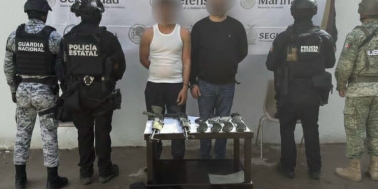 Dos detenidos con fusiles y equipo táctico en Concordia