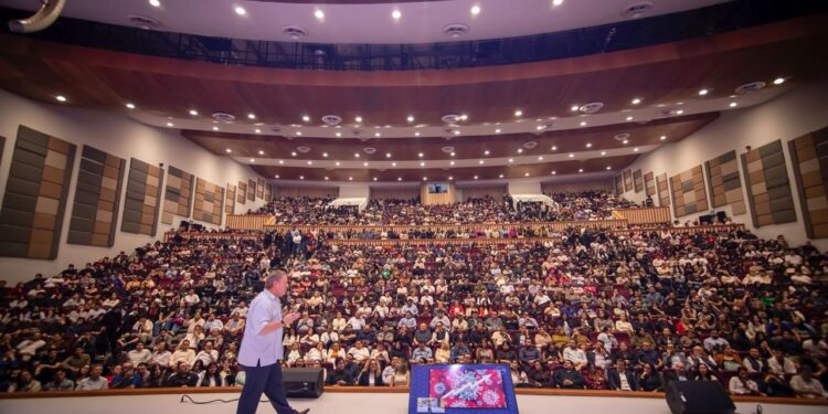 Marcus Dantus pone la innovación en el centro del Encuentro de Negocios y Franquicias Culiacán 2026