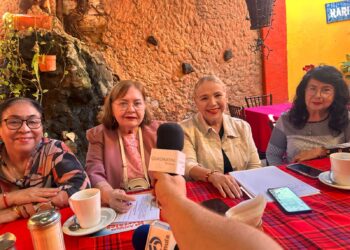 Reclaman jubilados de la UAS pagos atrasados y transparencia en descuentos