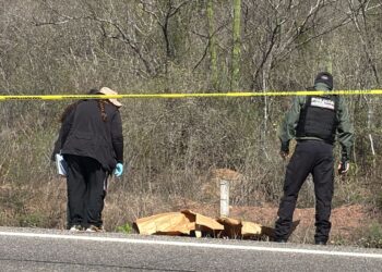 Hallan de cadáver con huellas de tortura y disparos en la carretera Internacional México 15