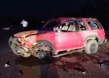 Accidente en la Carretera Navolato-El Castillo deja a una pareja gravemente herida